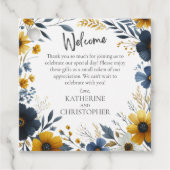 ブルーイエローワイルドフラワー結婚のウェルカムギフトバスケット フェイバータグ (正面)