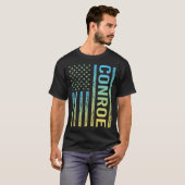 ブルーイエロー国旗 – Conroe Tシャツ (正面フル)