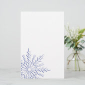 ブルーウィンタースノーフレーク・オンホワイト 便箋 (スタンド正面)