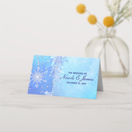 ブルーウィンター葉ズ&スノーフレーク結婚のテーブルシート プレイスカード (正面)