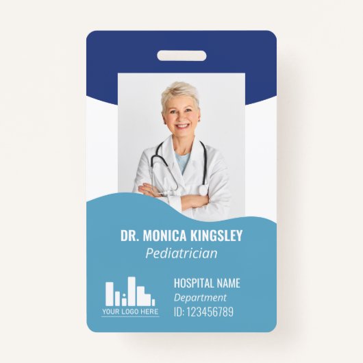 ブルーウェーブロゴと写真の従業員IDの濃淡2 バッジ (正面)