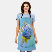 ブルーウォーターカラーアジサイの色合い エプロン (着用した状態)