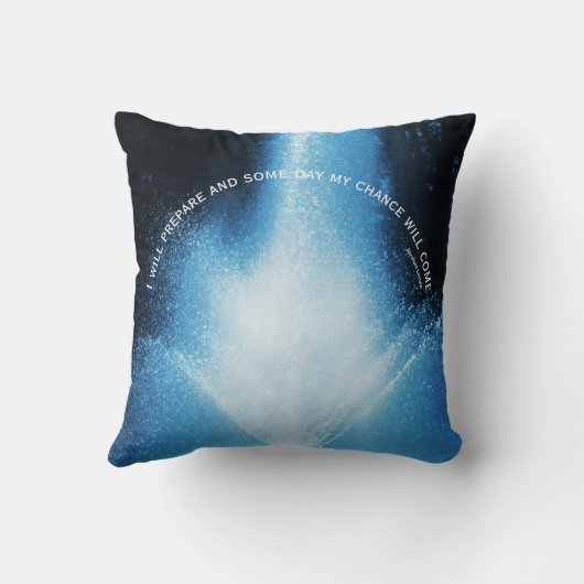 ブルーウォーターファウンテンティ感動的チ引用文 クッション (裏面)