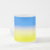 ブルーウクライナインスパイア平和アンチ戦争 フロストグラスマグカップ (正面左)