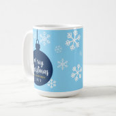 ブルーエレガントスノーフレークメリークリスマスホリデー コーヒーマグカップ (正面左)
