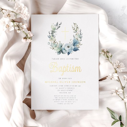 ブルーエレガントフローラリースクロスボーイバプテスマ金ゴールド 箔招待状