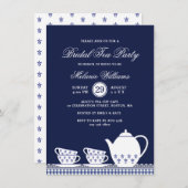 ブルーエレガントホワイトフローラティーパーティーブライダルシャワー 招待状 (正面/裏面)