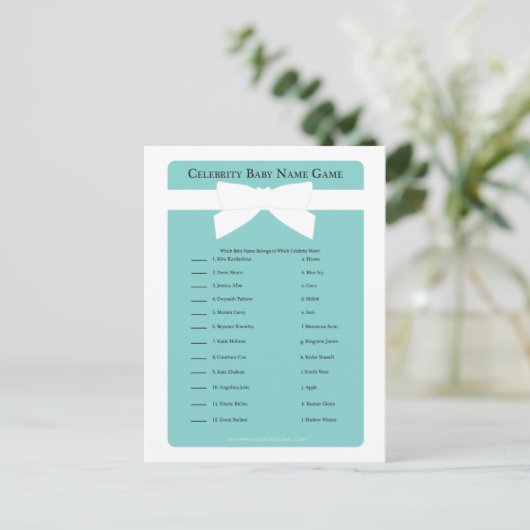 ブルーエレガントボウ有名人ベビー名シャワーゲーム インビテーションポストカード (スタンド正面)