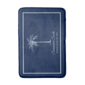 ブルーエレガント淡い色のティール(緑がかった色)パームツリーパーソナライズされた バスマット (正面縦)