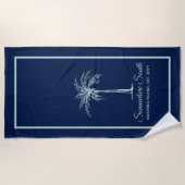 ブルーエレガント淡い色のティール（緑がかった色）パームツリーパーソナライズされた ビーチタオル (正面)