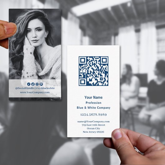 ブルーエレガント&ホワイトポートレート 名刺