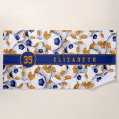 ブルーオレンジの女の子の男の子サッカーチームカラー ビーチタオル (正面)