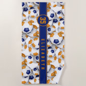 ブルーオレンジの女の子の男の子サッカーチームカラー ビーチタオル (正面)