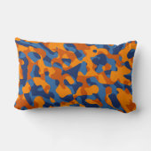 ブルーオレンジカモフラージュプリントパターン ランバークッション (裏面)