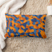 ブルーオレンジカモフラージュプリントパターン ランバークッション (ブランケット)