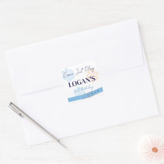 ブルーオレンジドッグポープリント誕生日パーティー任意の年齢 スクエアシール (封筒)