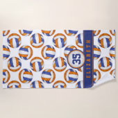 ブルーオレンジバレーボールチームの色スポーティな女の子 ビーチタオル (正面)