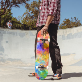 ブルーオレンジパープルピンクリムライムグリーンポリゴンアート スケートボード