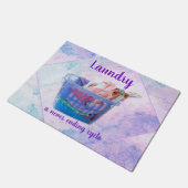 ブルーカカラフルゴのハンガーで畳んだ洗濯物 ドアマット (アングル)