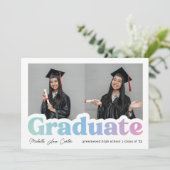 ブルーカラフルタイポグラフィ2025卒業写真 案内状 (スタンド正面)