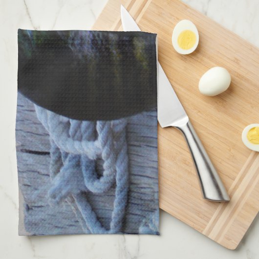 ブルーギルアットサンセットレイクの矢印 キッチンタオル (四つ折り)