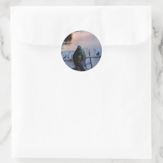 ブルーギルアットサンセットレイクの矢印 ラウンドシール (バッグ)