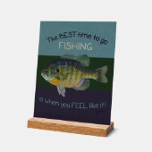 ブルーギル最高の魚釣り時間かわいい アクリルサイン (傾斜)