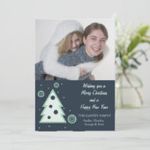 ブルークリスマスツリーn雪片ホリデーフォトカード シーズンカード (スタンド正面)