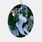 ブルーグリッターと毛皮のアイススケートがクリスマスツリーに セラミックオーナメント (右)