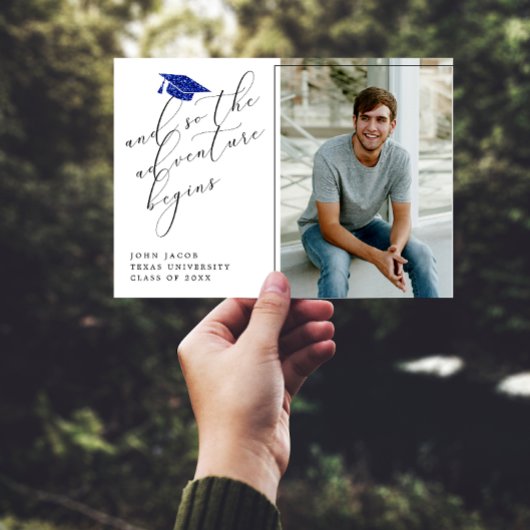 ブルーグリッターキャップ引用文写真モダン卒業 案内状