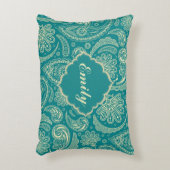 ブルーグリーンとベージュクレメヴィンテージペイズリー アクセントクッション (正面(垂直))