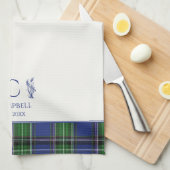 ブルーグリーンタータンチェックプレイド名パーソナライズされたモノグラム キッチンタオル (四つ折り)