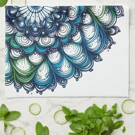 ブルーグリーンメダリオン – 抽象芸術 キッチンタオル (折り畳み)