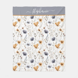 ブルーグレイモノグラムのベージュホワイトボホフローラ フリースブランケット