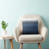 ブルーグレーの水彩画のすくいによって染められるグラデーションな灰色の装飾 クッション (椅子)