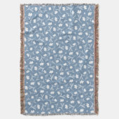 ブルーグレーホワイトリバティフローラルパタエレガントーン スローブランケット (正面縦)