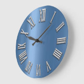 ブルーグレーメタルグレーシルバーローマ数字 ラージ壁時計 (傾斜)