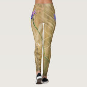 ブルーコーンフラワーの夏の小麦畑 レギンス (裏面)