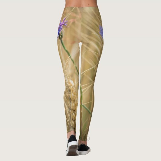 ブルーコーンフラワーの夏の小麦畑 レギンス (裏面)