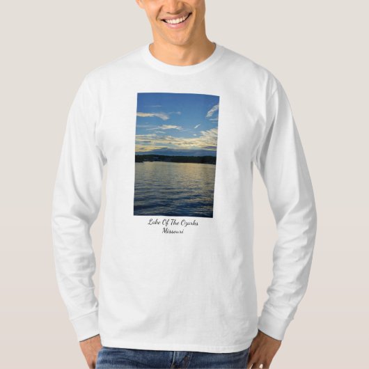 ブルーサンセットオザーク湖 Tシャツ (正面)
