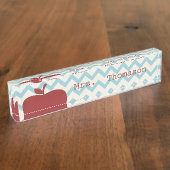 ブルーシェブロンレッドアップル先生銘板 デスクネームプレート (側面)