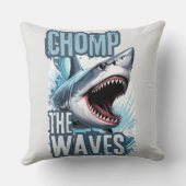 ブルーシャークとブラックシャークのウェーブブレーカーグラフィティアート クッション (裏面)