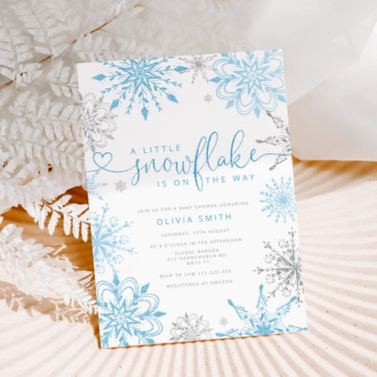 ブルーシルバー小さなスノーフレーク少年の赤ちゃんシャワー 招待状