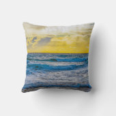 ブルーシーに沈む黄色い夕日 クッション (裏面)