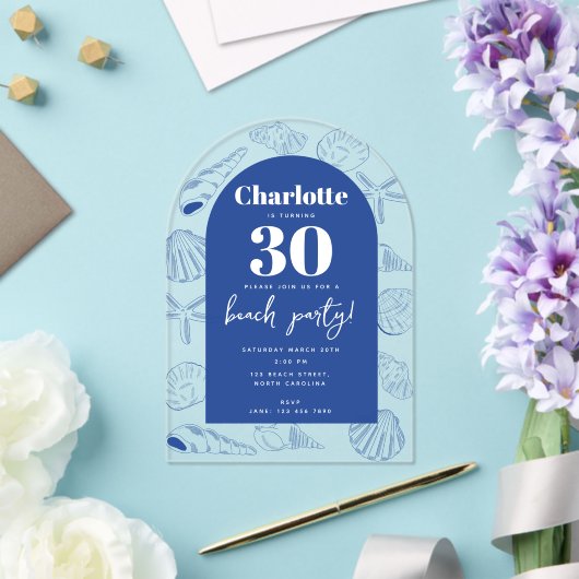 ブルーシーシェルビーチサマーバースデーパーティーアーチ アクリル招待状 (インサイチュ (ウェディング))