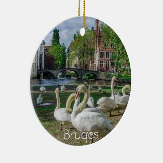 ブルージュのダウンタウンの白い白鳥 セラミックオーナメント (右)