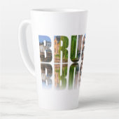 ブルージュ文字写真合成 カフェラテマグ (左アングル)