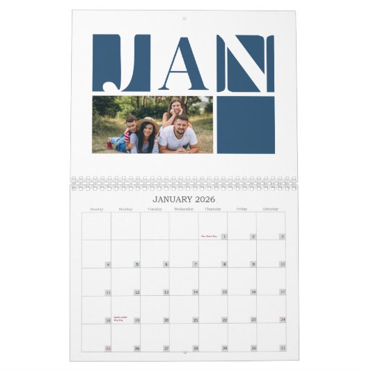 ブルージョイタイポグラフィファミリーフォトコラージュクリスマス カレンダー (1月 2026)