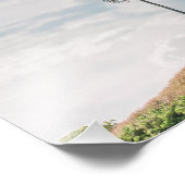 ブルースカイの下のローンパーム | ミニマリスト熱帯 フォトプリント (角)