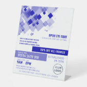 ブルースクウェア、オプティシャン、テクニカルプラクティショナー 台座サイン (正面)